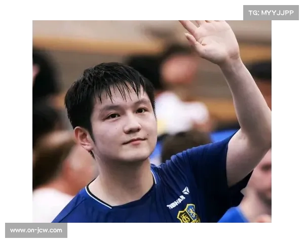 樊振东首秀激战鲁伊斯五局惜败 全力拼搏未能逆转赛局